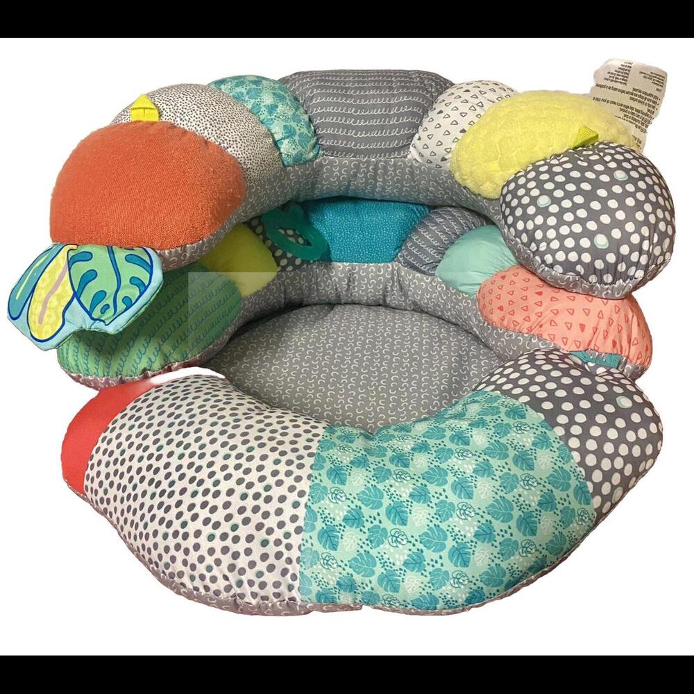 Infantino 2-in-1 Tummy Time and Seated Support Activity Gym for Babies